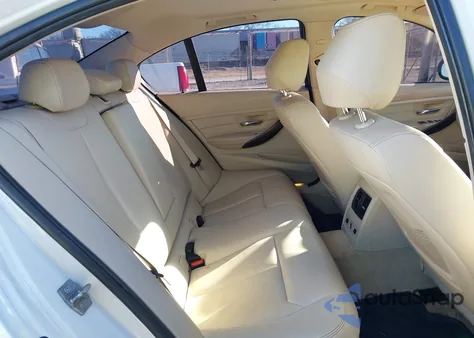 2013 BMW 328I xDrive из США, поврежденный, VIN WBA3B3C51DF542191